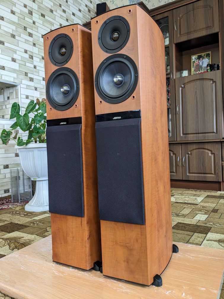 Продам HI-END акустические системы Jamo C805 В ИДЕАЛЕ MADE IN DENMARK!