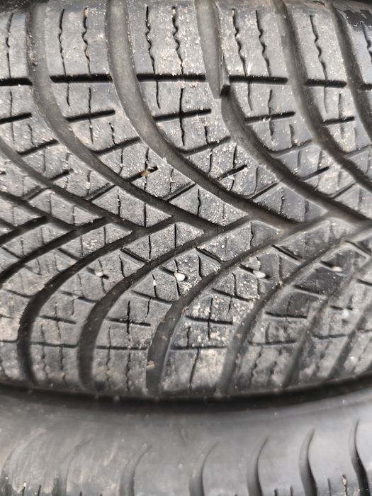 Opony wielosezonowe 14 165/70/14