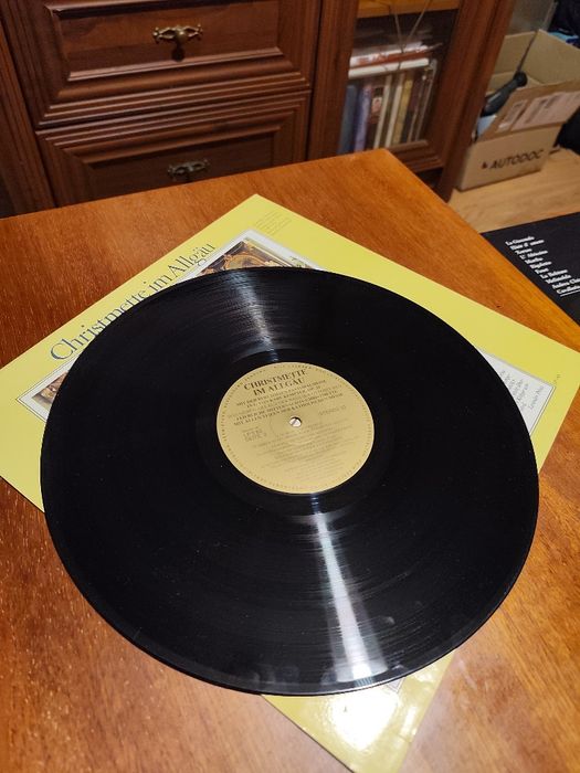 Продам пластинку Chrismette im Allgau