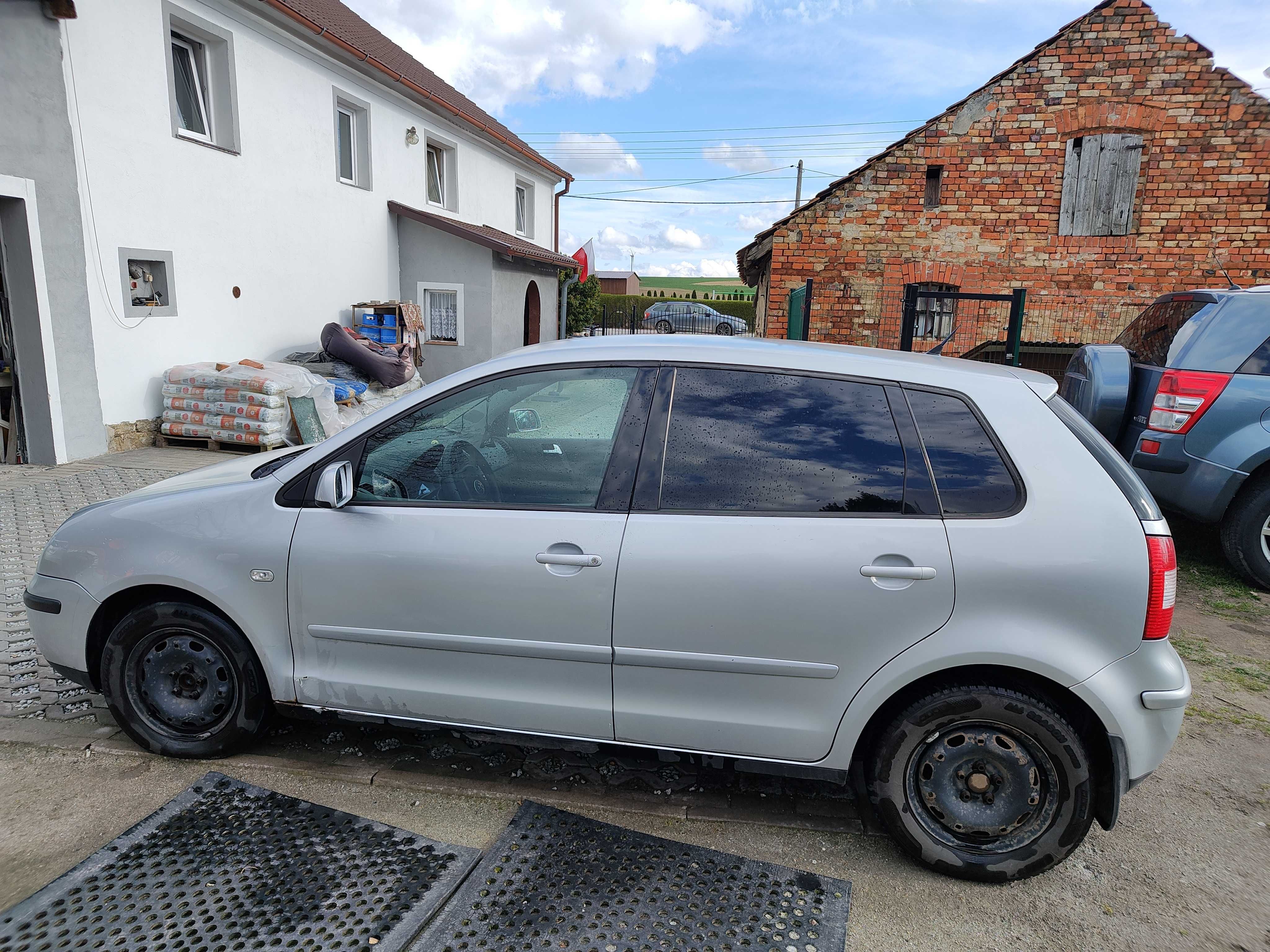 Volkswagen polo rok 2004