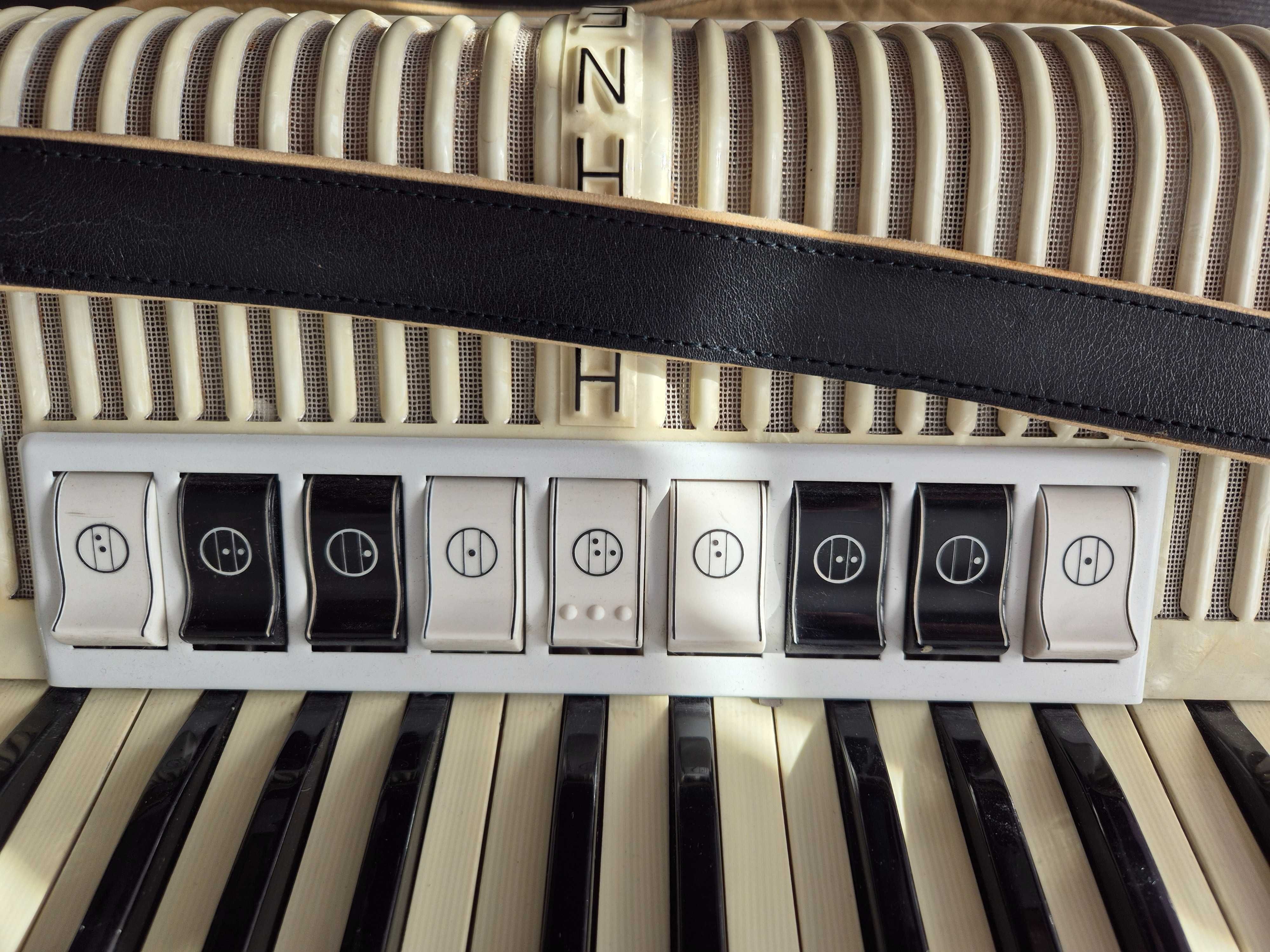 Akordeon Hohner Tango II M