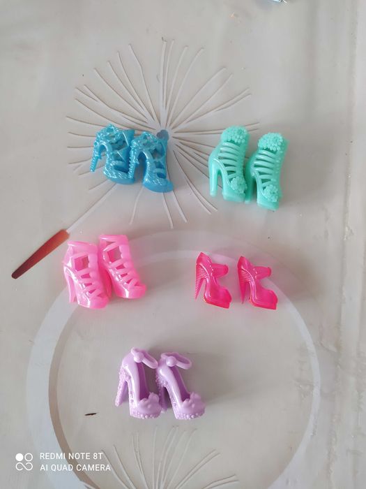 Шафа для барбі, барбі, одяг