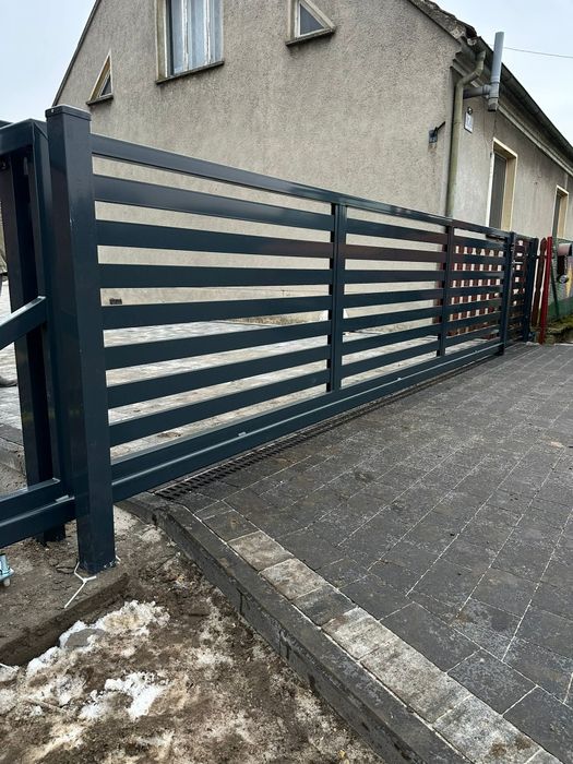 Ogrodzenia, przęsła spawane, przęsła palisadowe nowoczesne ogrodzenie