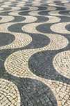 Colocação de Calçada e Pave/ Elaboração de muros em pedra