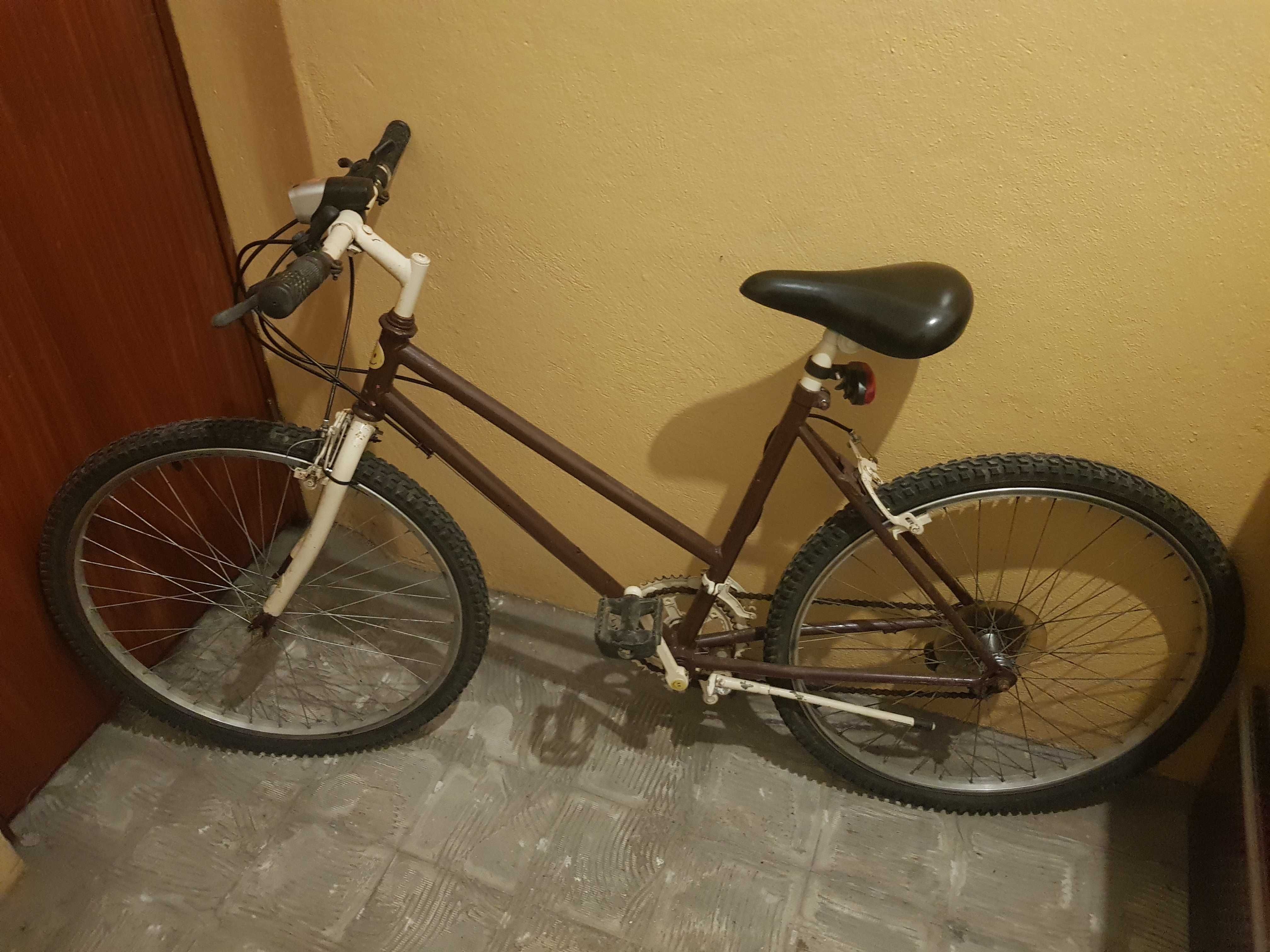 Bicicleta roda 26 antinga