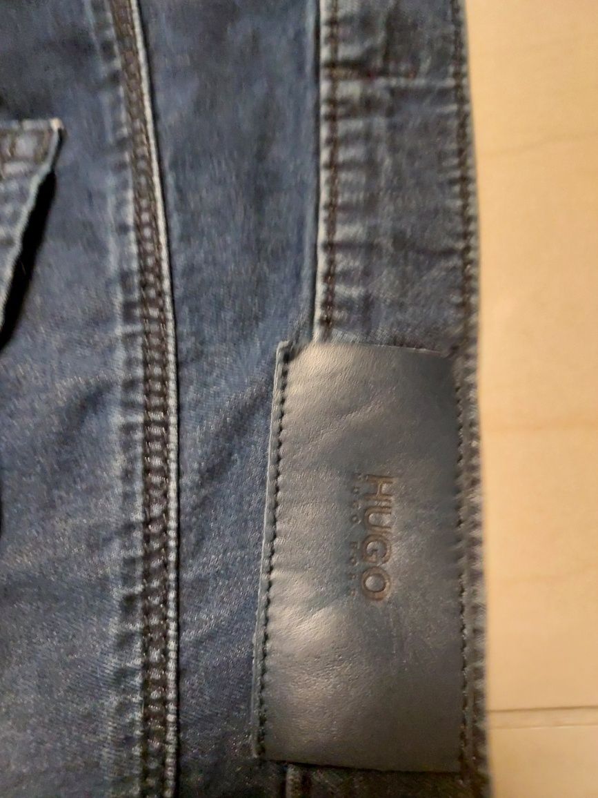 Oryginalne spodnie męskie Hugo Boss 33/ 34