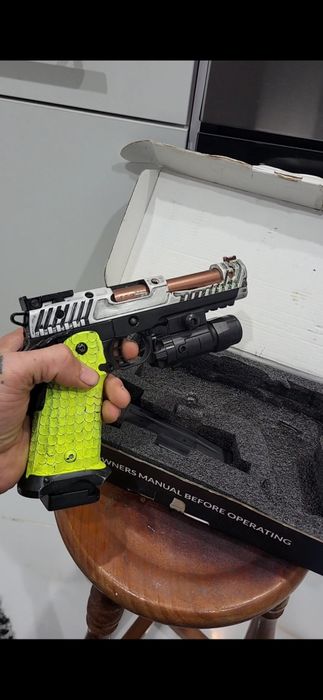 Vendo pistola airsoft combat master 5.1