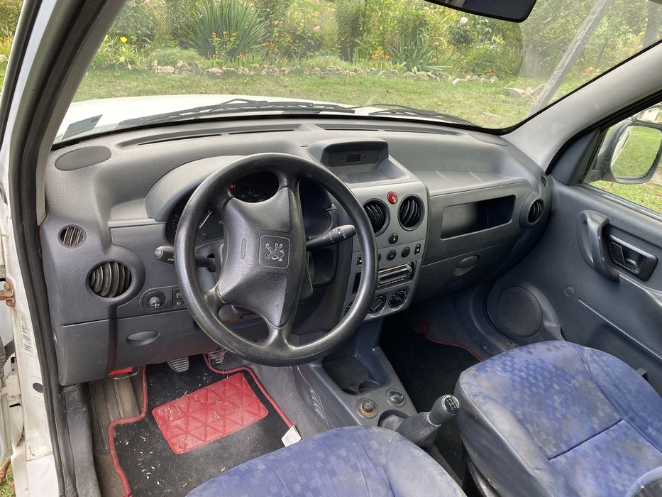 Пежо партнер 2007р 1.6д