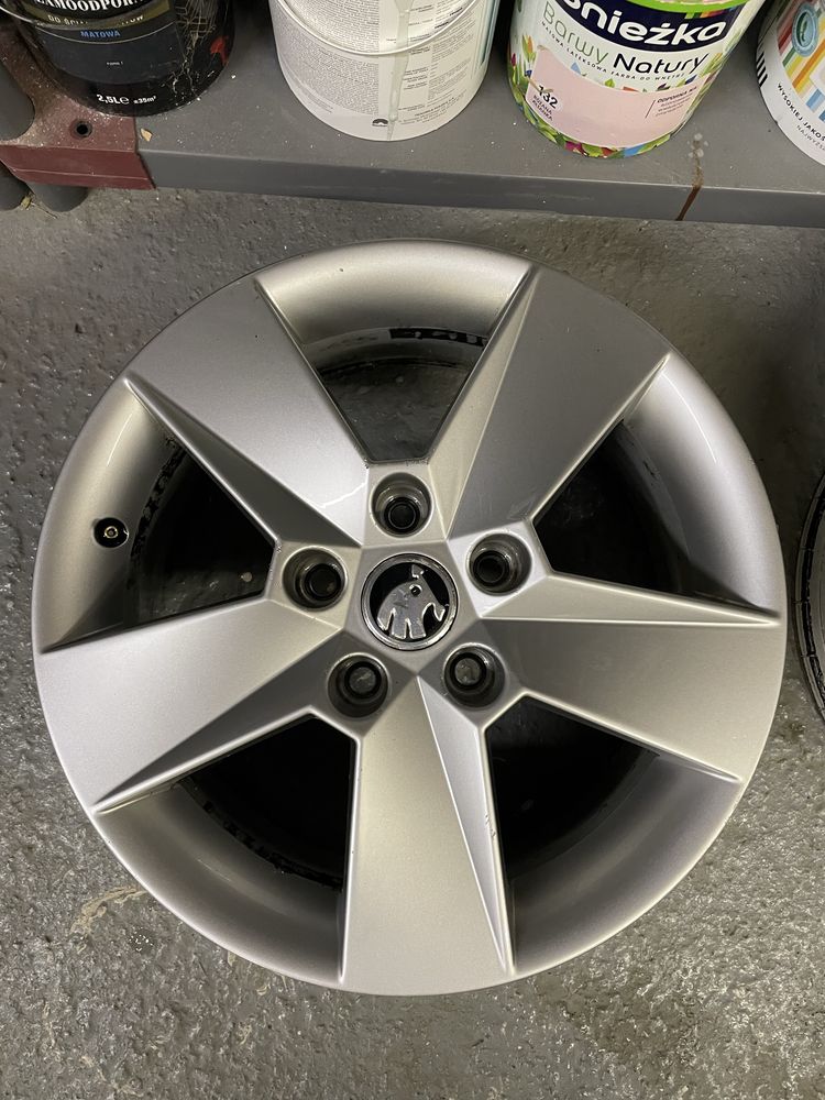Oryginalne felgi aluminiowe 16