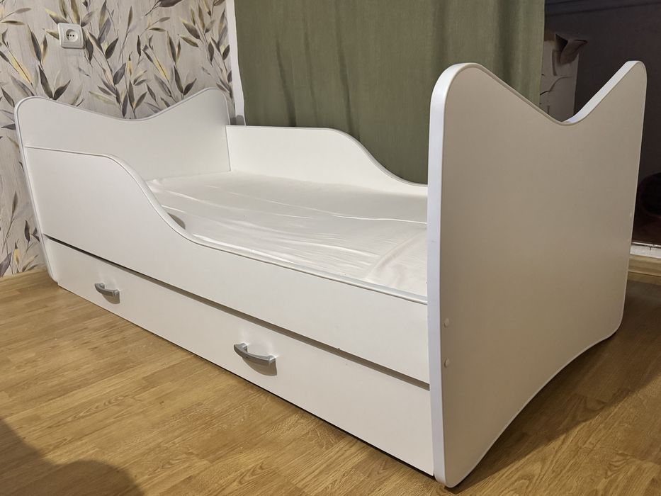 Ліжко дитяче з висувним ящиком