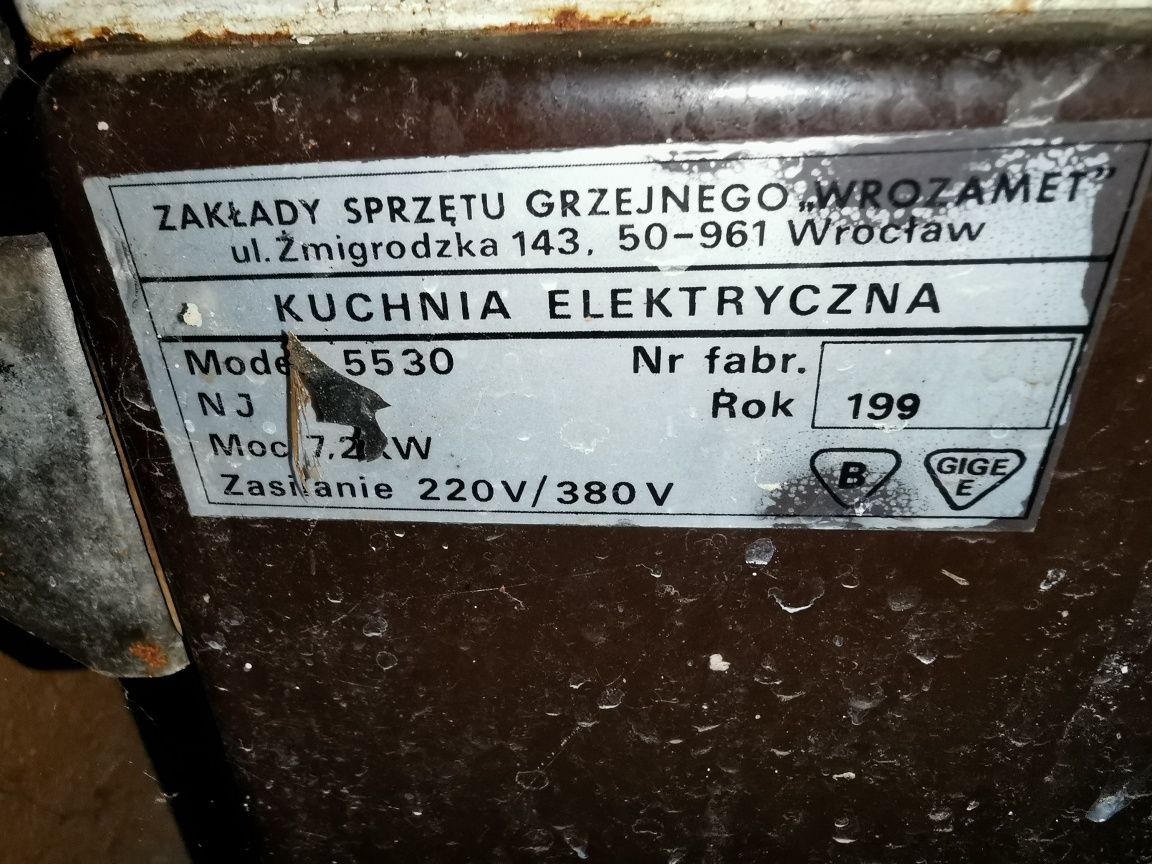 Sprzedam kuchnie elektryczną Wrozamet