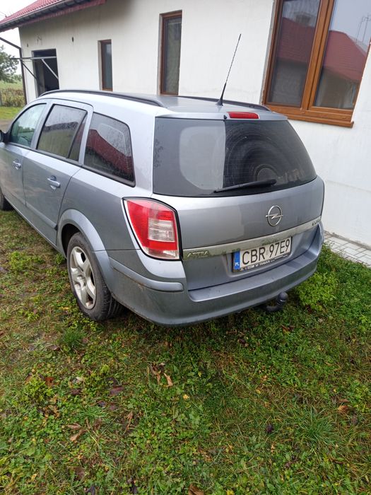 Sprzedam astra h 1.9cdti na chodzie 80 procent sprawna