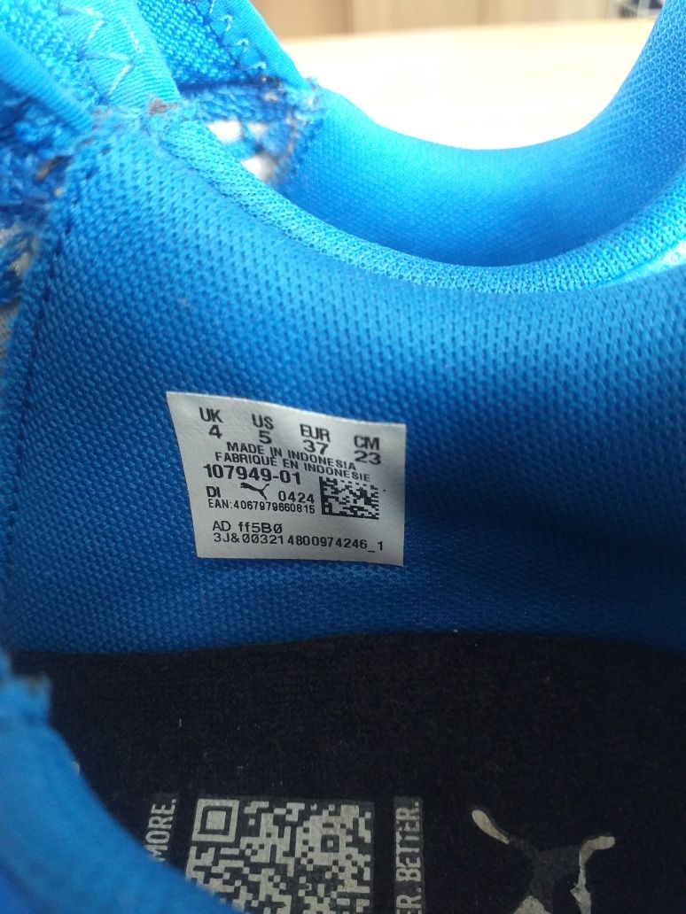 Witam sprzedam buty korki