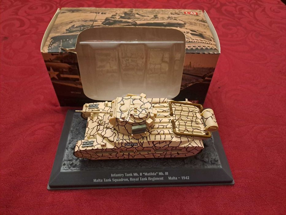 8-Modelos de Tanques 1/43 WW2