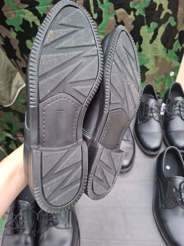 Buty galowe wizytowe do munduru , garnituru r 43