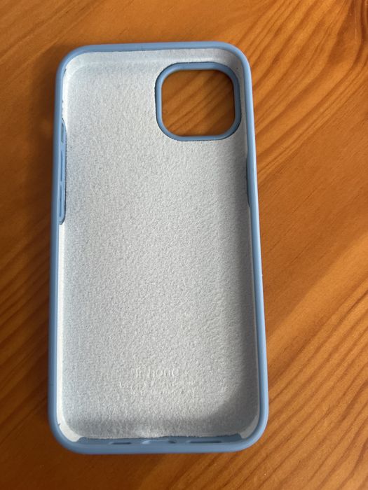 Capa original Apple em silicone – NOVA, nunca usada.