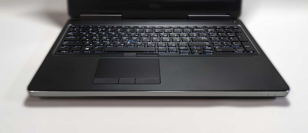 Dell Precision 7510 Xeon/3.8GHz/FHD_IPS/32G_RAM/1TB_SSD/NVIDIA/TBD/Web