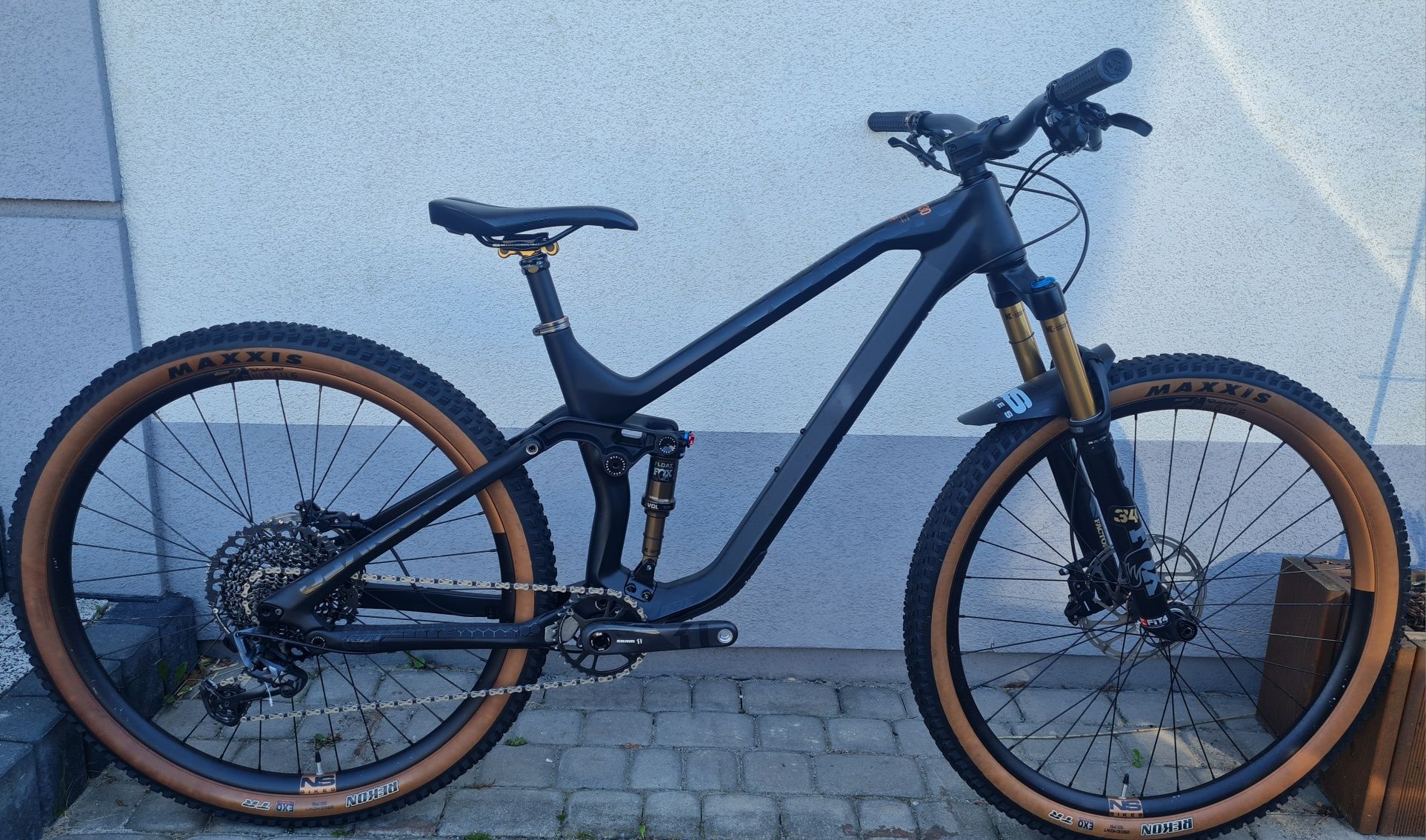 NS Bikes Define 1 Carbon 130 / 140  Fox Factory Kashima  Sram X01 Eagl