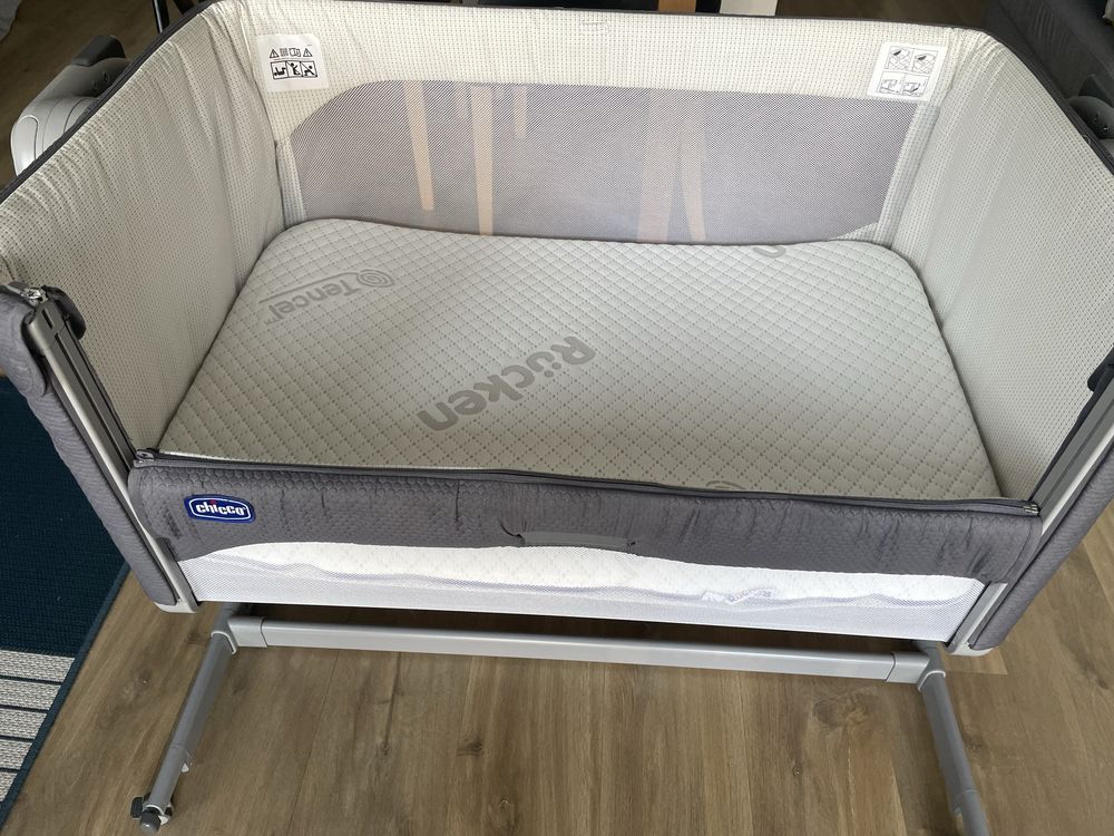 Chicco Łóżeczko Dostawne Next2Me Magic Moon Grey + materac Rucken