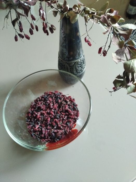 шиповник, барбарис, бояришник.Мята.  ЭКО- 25..