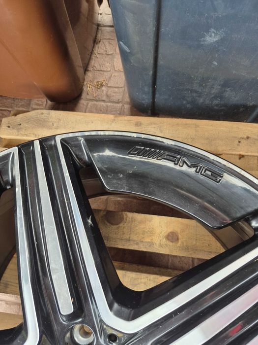 Mercedes w 167 felgi amg 21 cali