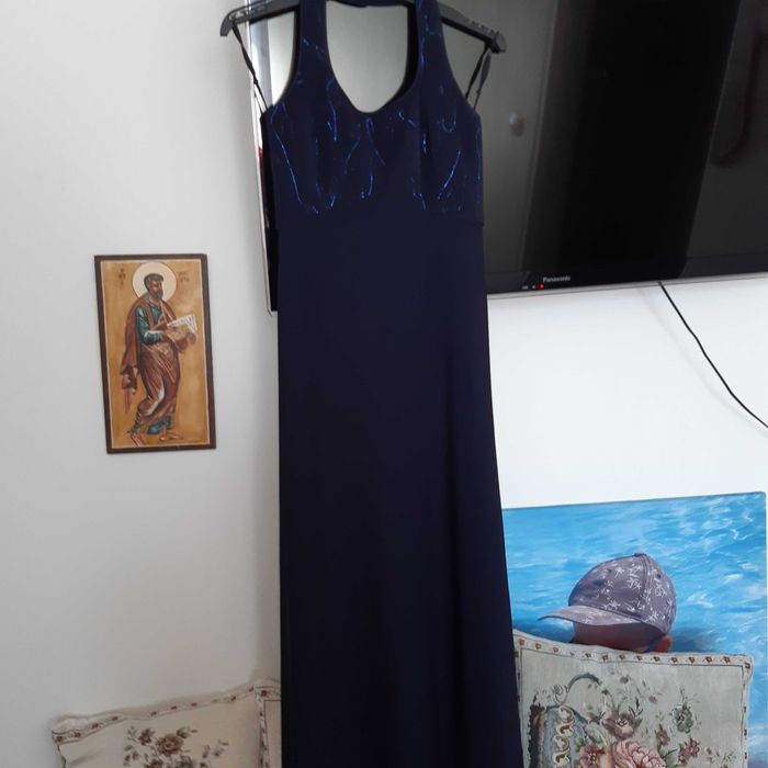 Granatowa elegancka wyjściowa sukienka