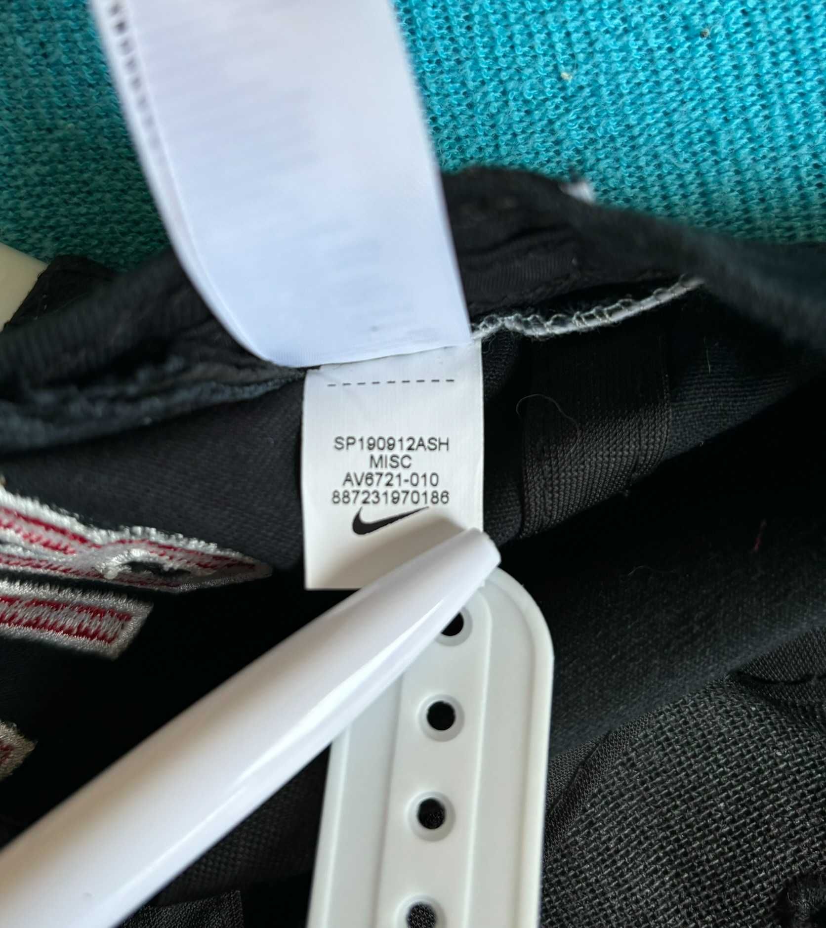 Czapka z daszkiem Nike Air roz. uniwersalny