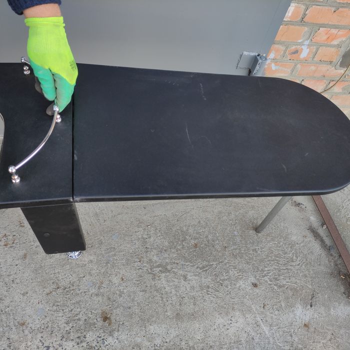 Терміново столик в авто