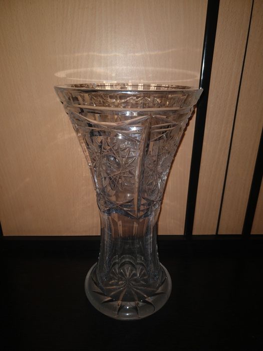 Wazon kryształowy, wysokość 25,5 cm