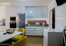Apartamento T3 no centro da Vila de Prado!