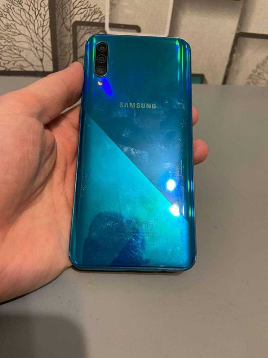 Смартфон Samsung Galaxy A30s