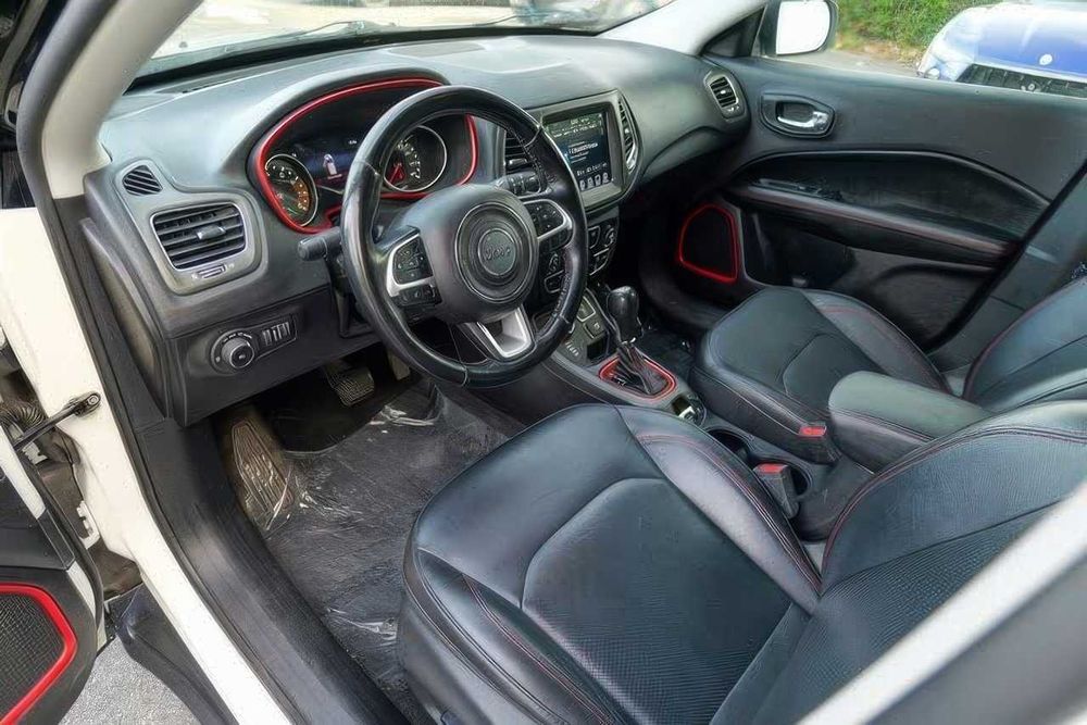 Jeep Compass Trailhawk      2020