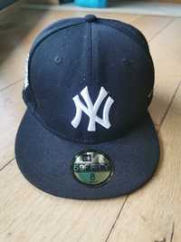 New York Yankees MLB Basics Black/White 59Fifty Fitted - New Era