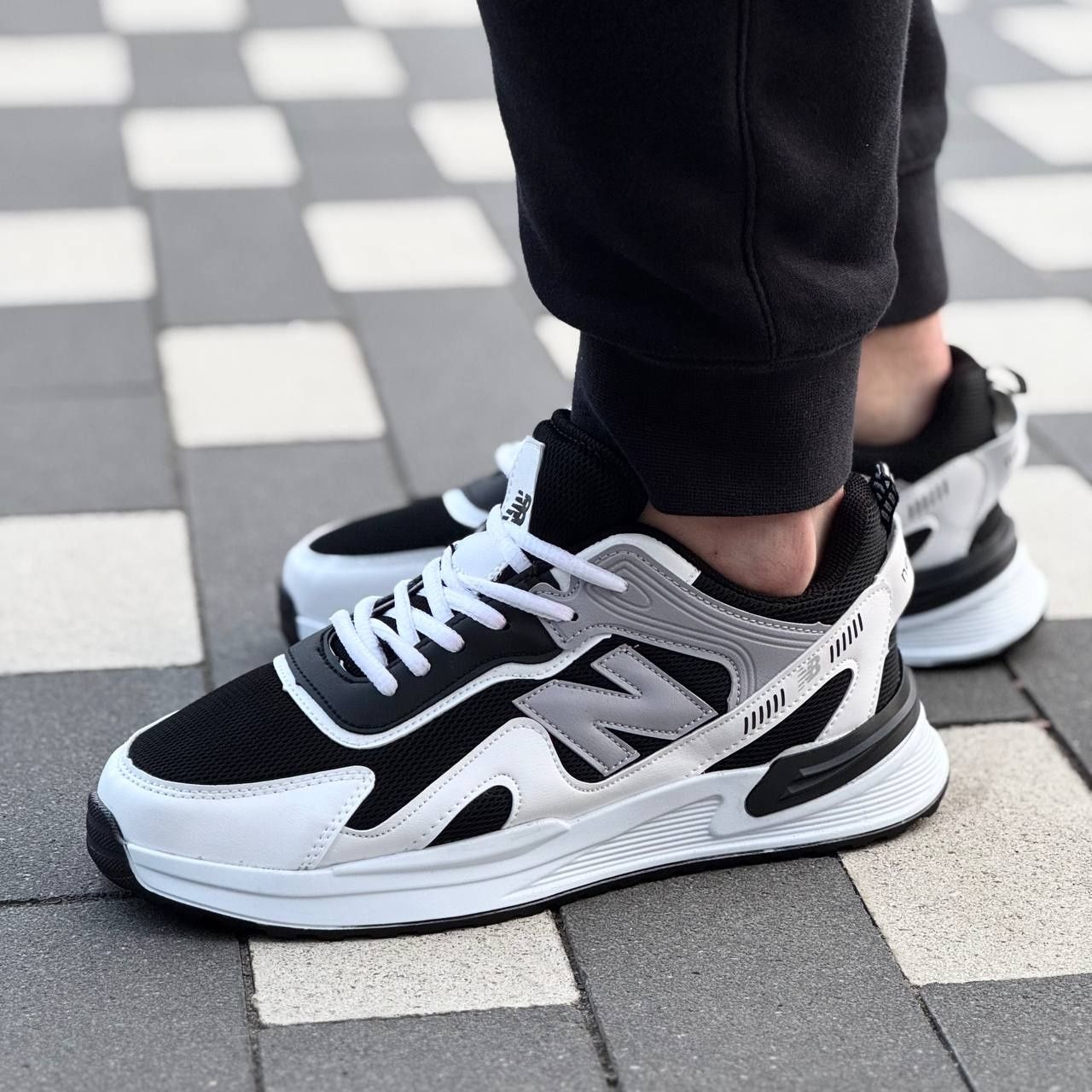 Кросівки чоловічі New Balance підійдуть під будь який образ 1129