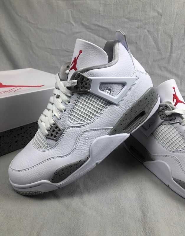 NikeAir Jordan4Retro R.44