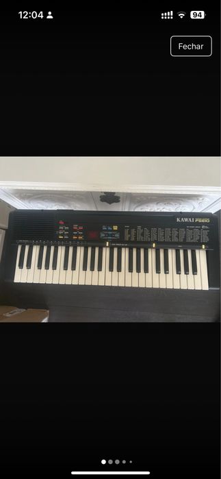 Teclado órgão vintage Kawai FS610, modelo clássico dos anos 80/90.