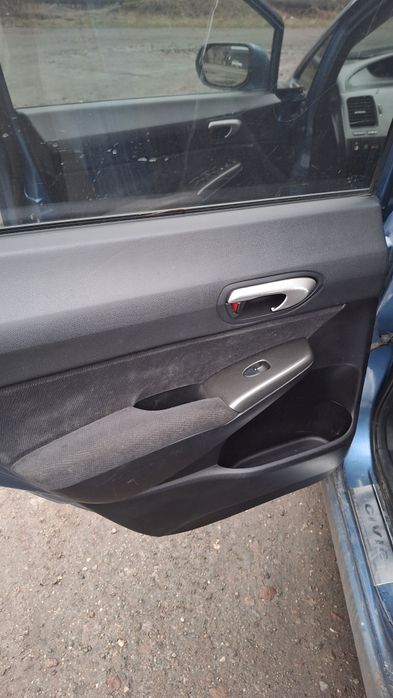 Продам HONDA civic 1.8 газ/бензин