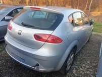 Seat Leon 2011 rok 1.6 TDI Uszkodzony Francja