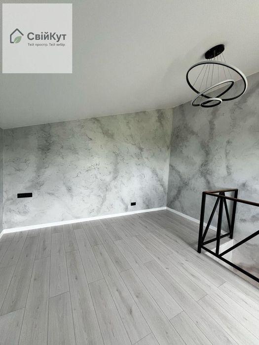 Продаж  Таунхауса з ремонтом та меблями  у Білогородці!