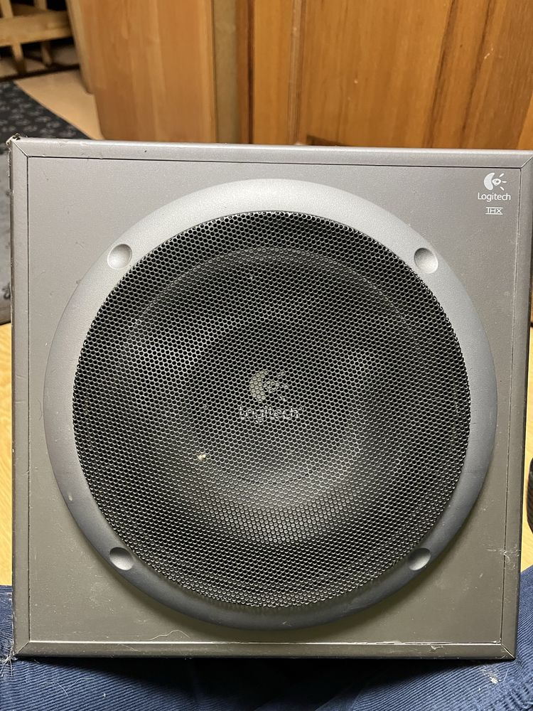 subwoofer i psnel sterujący  logitech z 680