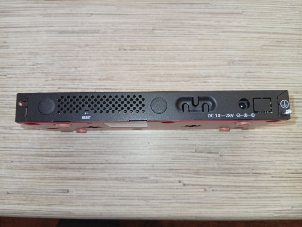 MikroTik RB2011IliL-lN