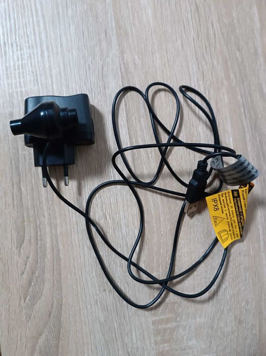 В аквариум. Стерилизатор mini uf Aquael