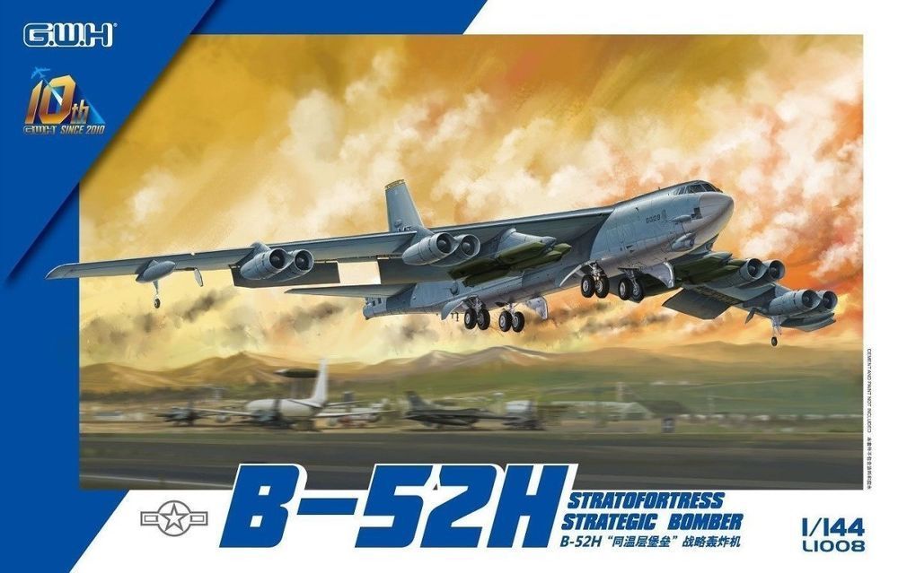 Great Wall Hobby L1008 US Air Force B-52H Strategic Bomber 1/144