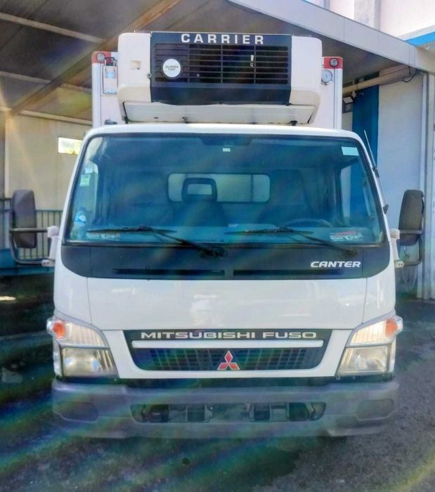 Canter 7C14 -2006 -Caixa Isotérmica