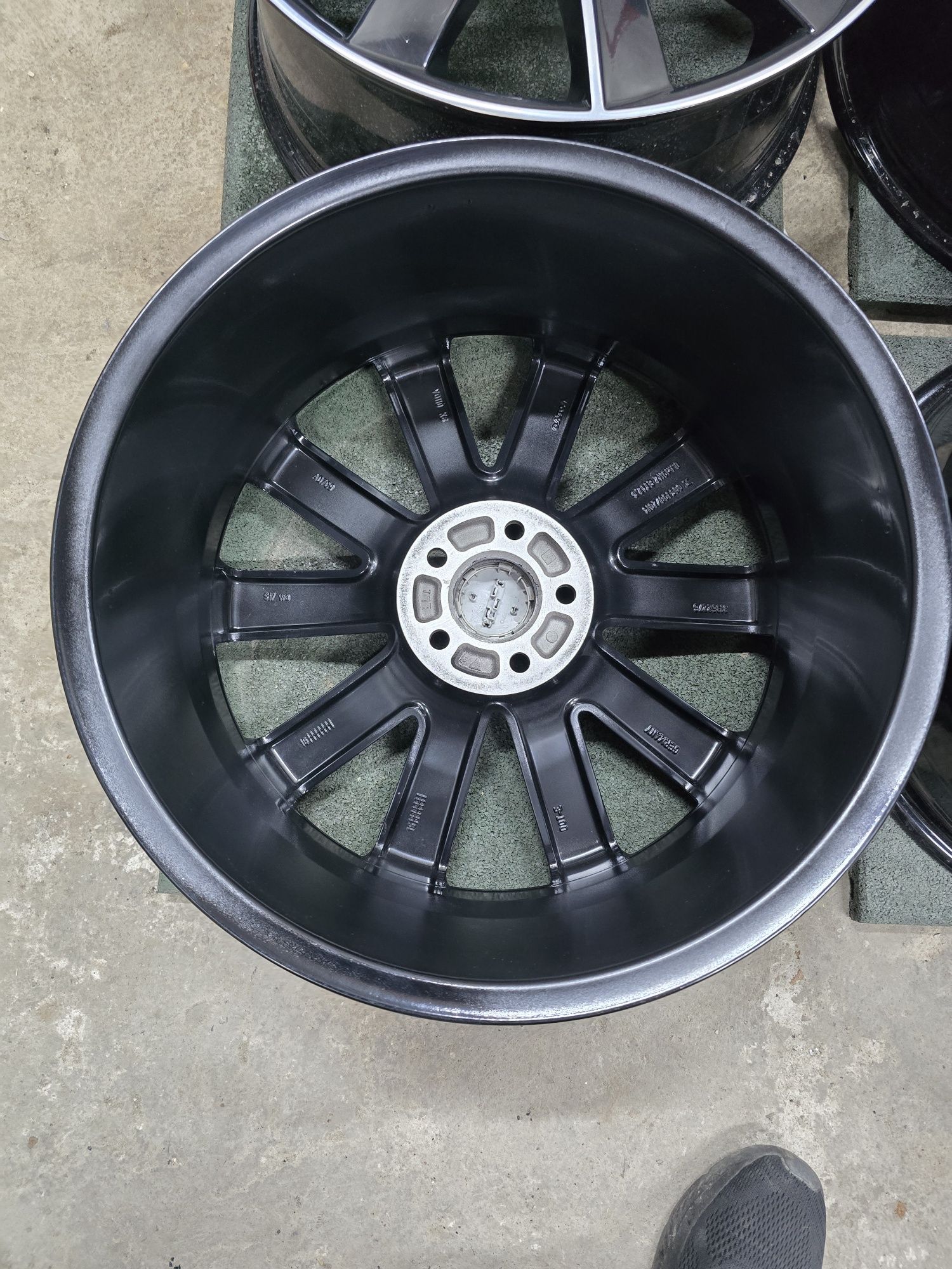 Felgi VOLVO R-Desing XC 90 L XC70 XC60 S60 S90 5x108 R19 ET42.5 63.3