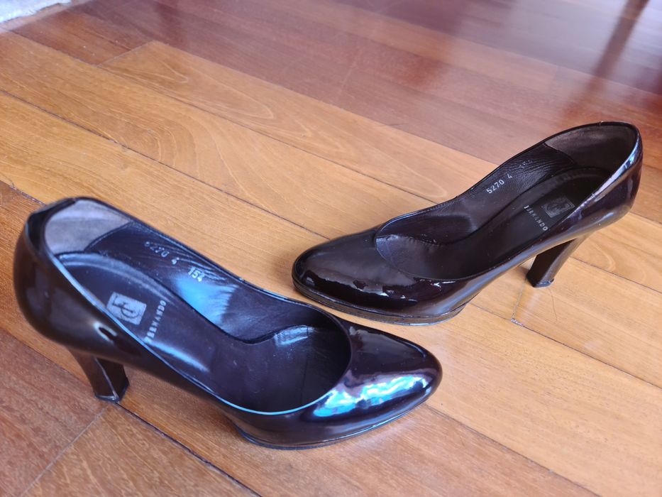 Sapatos em pele, n.⁰37, sola em couro