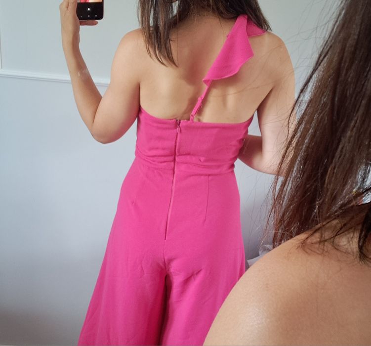 Elegancki kombinezon kuloty na jedno ramię 36