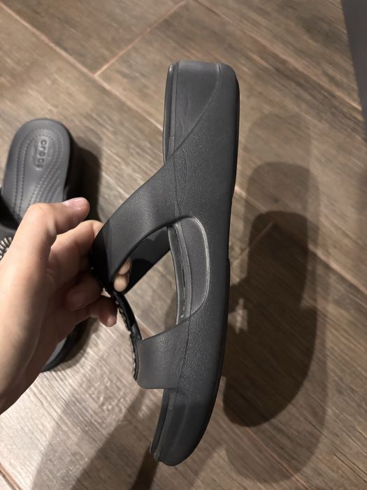 Crocs dual шлепки