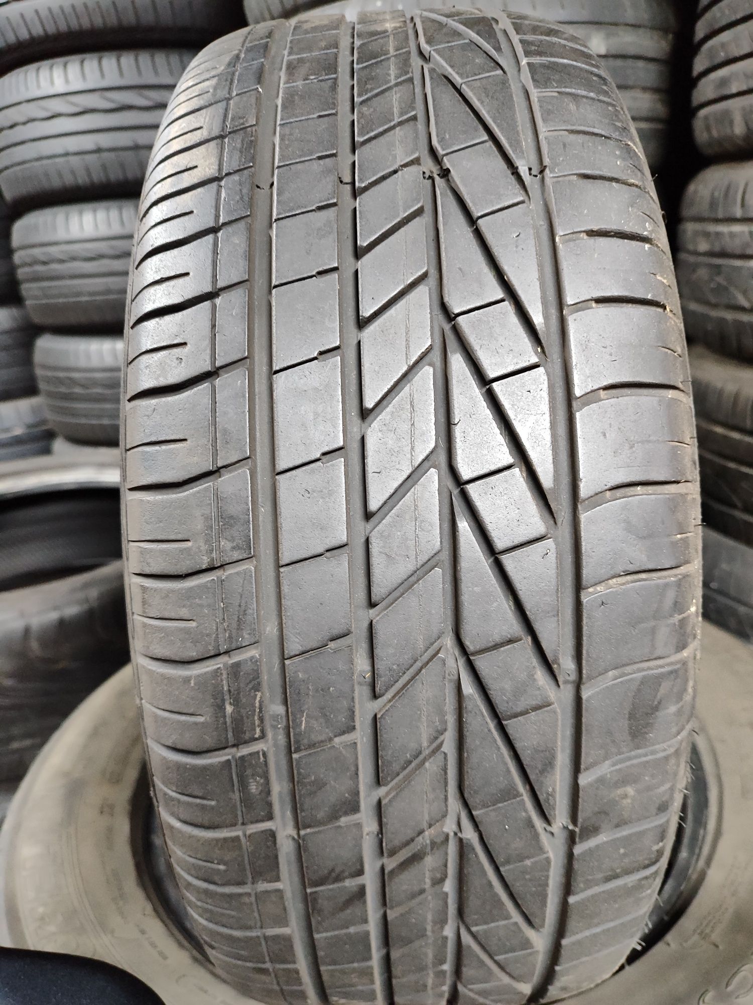 Розпаровка 215 55 R16 Goodyear Excellence шина 1шт одиночка запаска