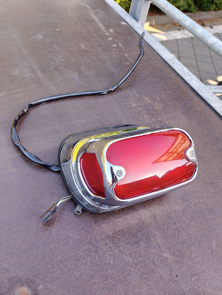 Lampa tylna do Suzuki Intruder LC 1500